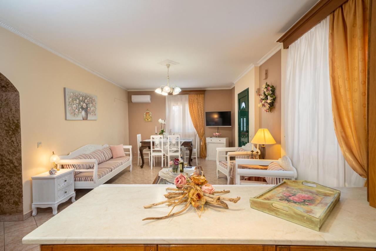 Artemis Superb 2 Bedroom Apartment 700 M Away From The Beach 米尼亚 外观 照片