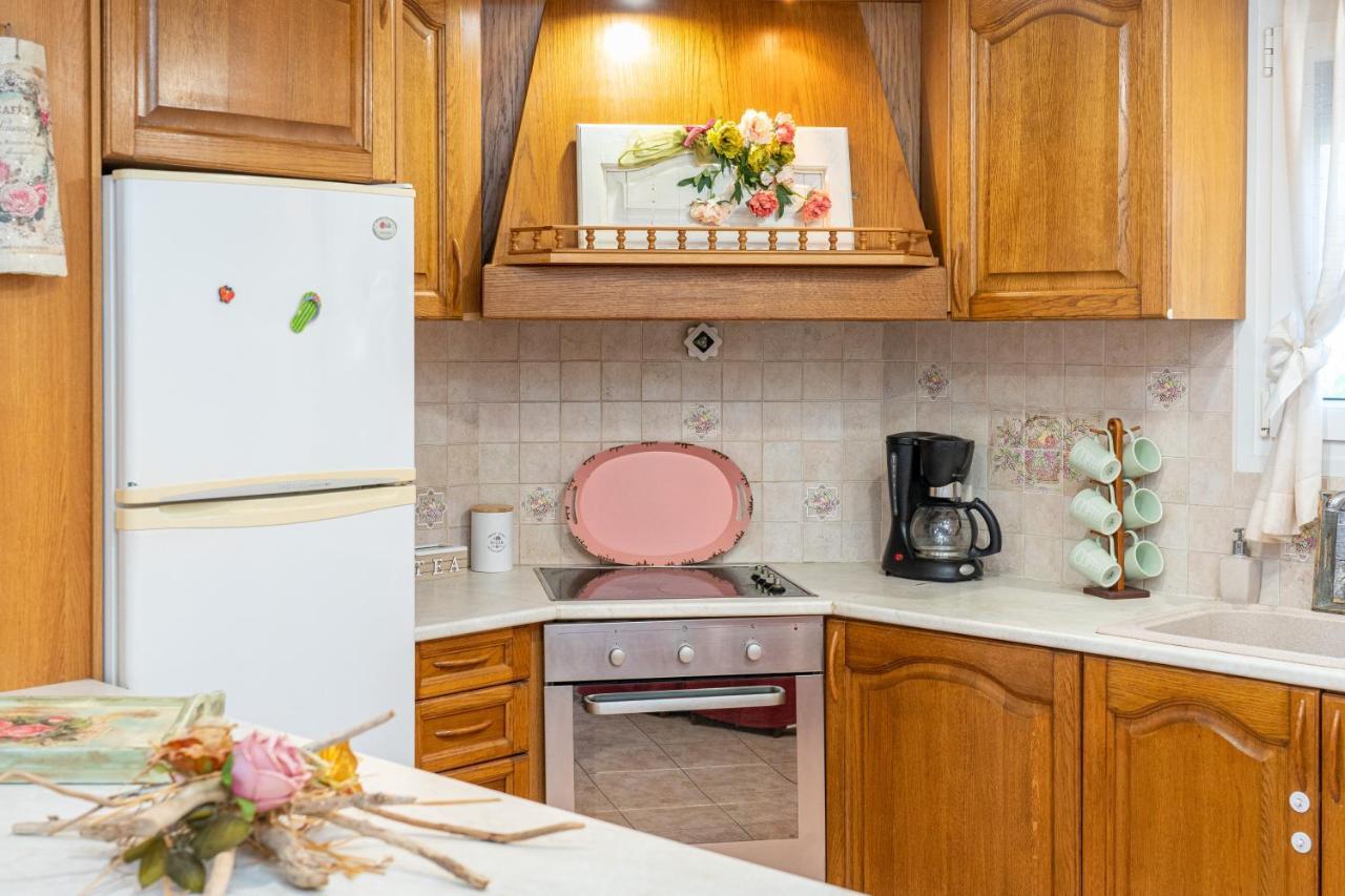 Artemis Superb 2 Bedroom Apartment 700 M Away From The Beach 米尼亚 外观 照片