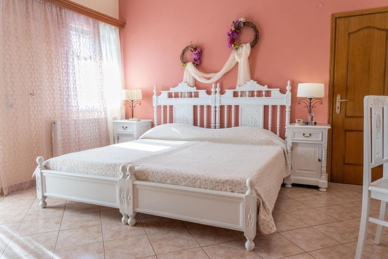 Artemis Superb 2 Bedroom Apartment 700 M Away From The Beach 米尼亚 外观 照片