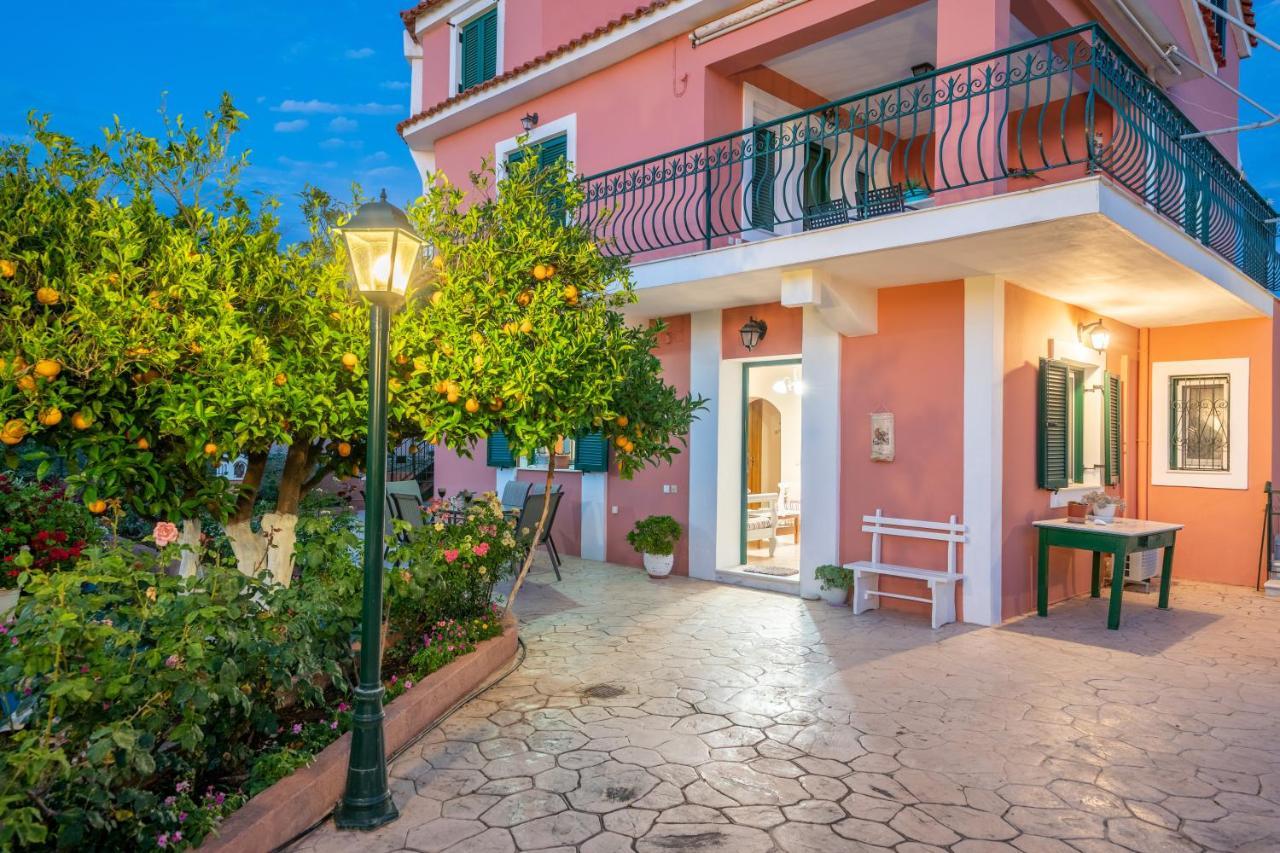 Artemis Superb 2 Bedroom Apartment 700 M Away From The Beach 米尼亚 外观 照片